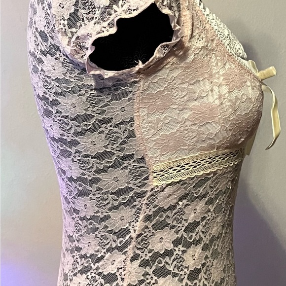 NWT Lace Top - S - Picture 7 of 14